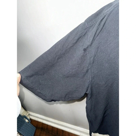 Tommy Bahama Large Tropic Isles Short Sleeve Shirt 100% Silk. Black - Picture 2 of 6